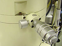 Field limiting aperture
